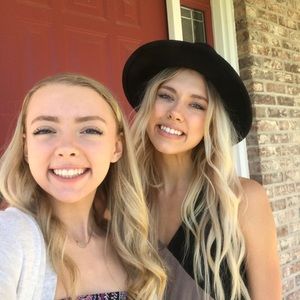 Meet your Posher, Monica